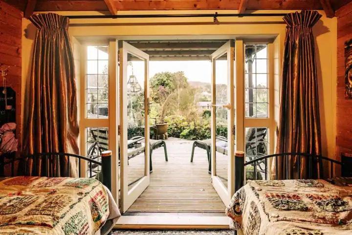 Starry Nights Cabin Fever Waikino المظهر الخارجي الصورة
